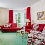 Hotel Am Schlosspark 4*