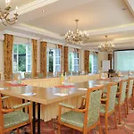 思加洛斯公园酒店 4*