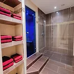 思加洛斯公园酒店 4* 哥达