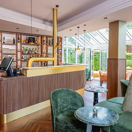 Am Schlosspark Otel Gotha