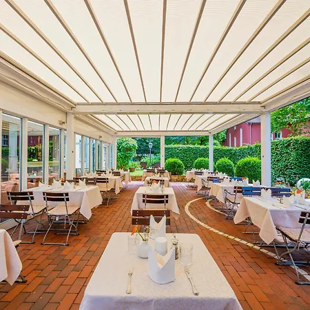 Am Schlosspark Отель Гота