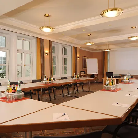 فندق Am Schlosspark 4*