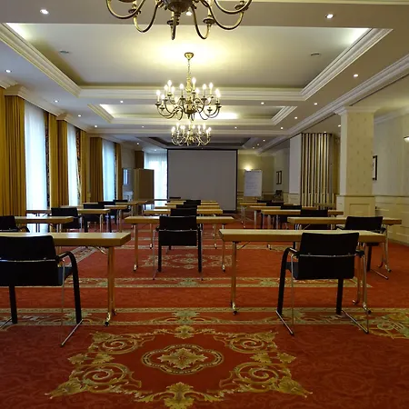 Am Schlosspark מלון